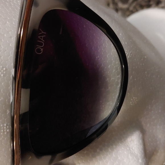 Quay Australia Flight Risk Sunglasses - Picture 6 of 8